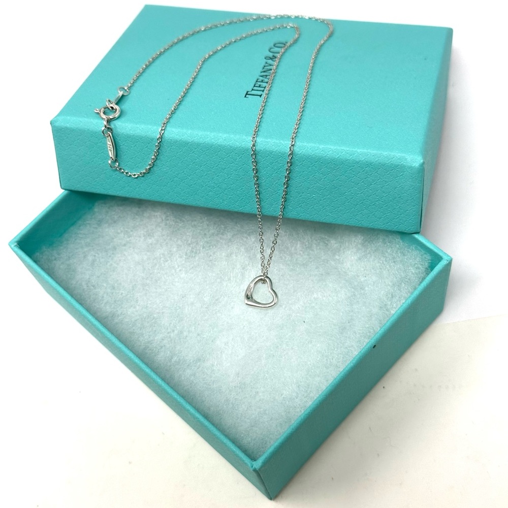 Authentic Tiffany & CO. Elsa Peretti Mini Open Heart Necklace. - Picture 11 of 13